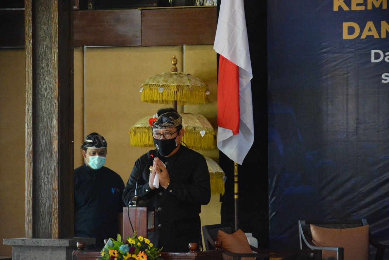 podiumnews.com-Kendalikan Penyebaran Covid-19, Cok Ace Ajak Semua Pihak Bersinergi 